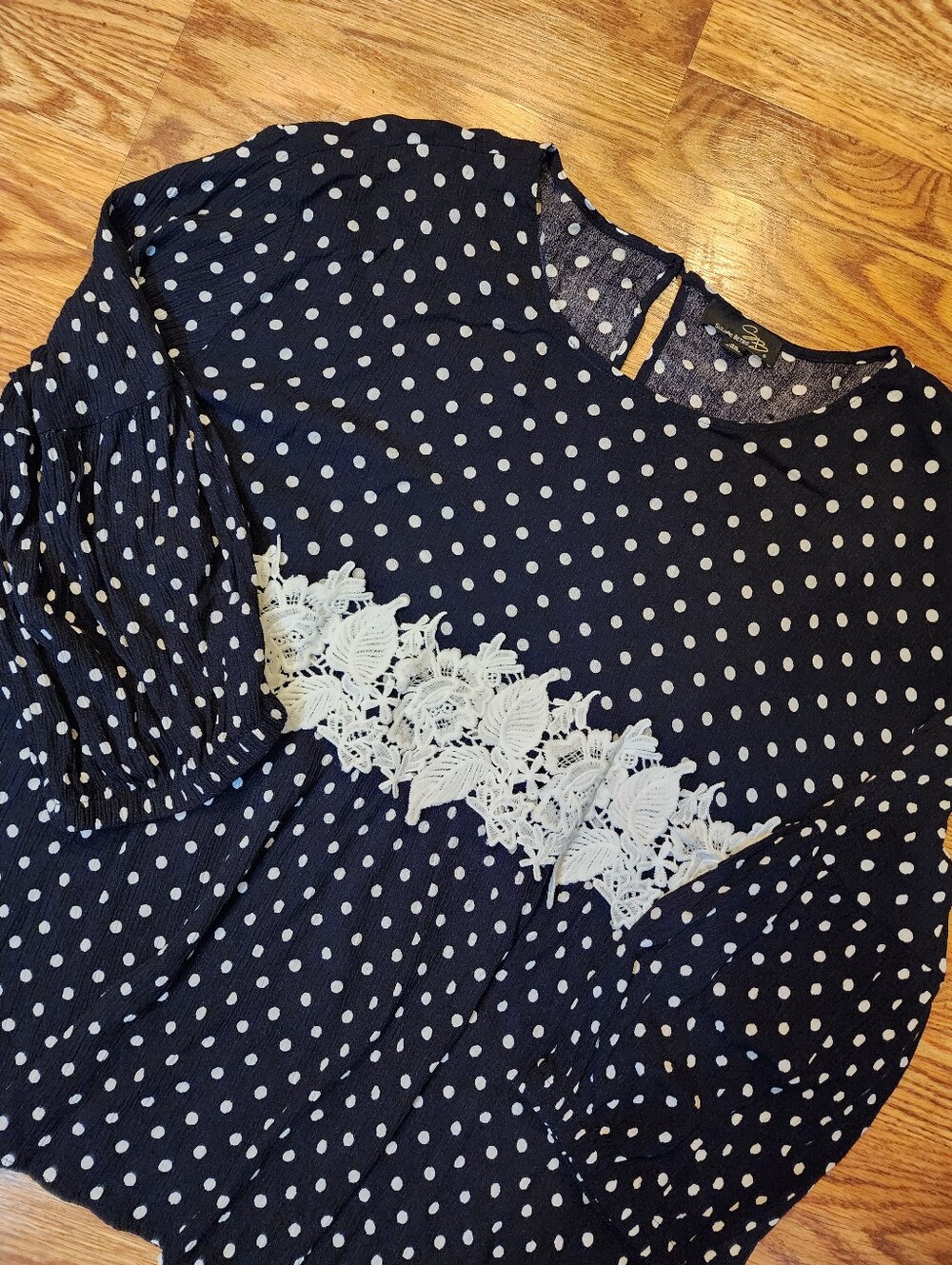 Suzanne Betro Navy & White Polka Dot Lace-Trim Babydoll Blouse for Women 4X